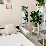 Holiday home Metro At The Door- Colosseo 6 Min- 2br Ac Wifi Rome