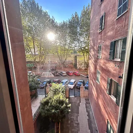 4 Stops To Colosseo - San Paolo House Holiday home Rome