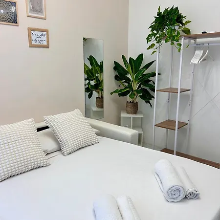 4 Stops To Colosseo - San Paolo House Casa vacanze