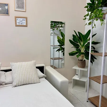 4 Stops To Colosseo - San Paolo House Casa vacanze Roma