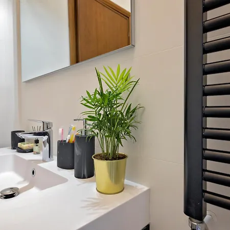 Casa vacanze 4 Stops To Colosseo - San Paolo House *