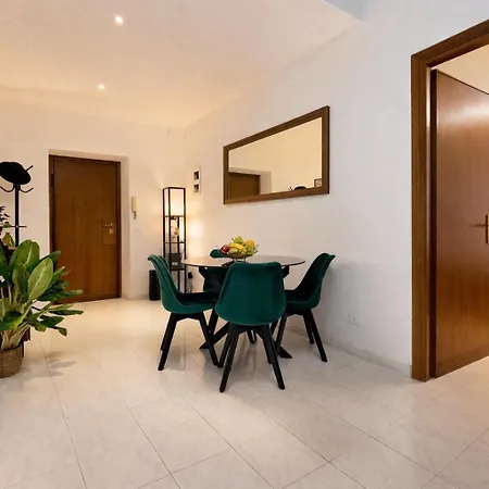 Metro At The Door- Colosseo 6 Min- 2br Ac Wifi Rome